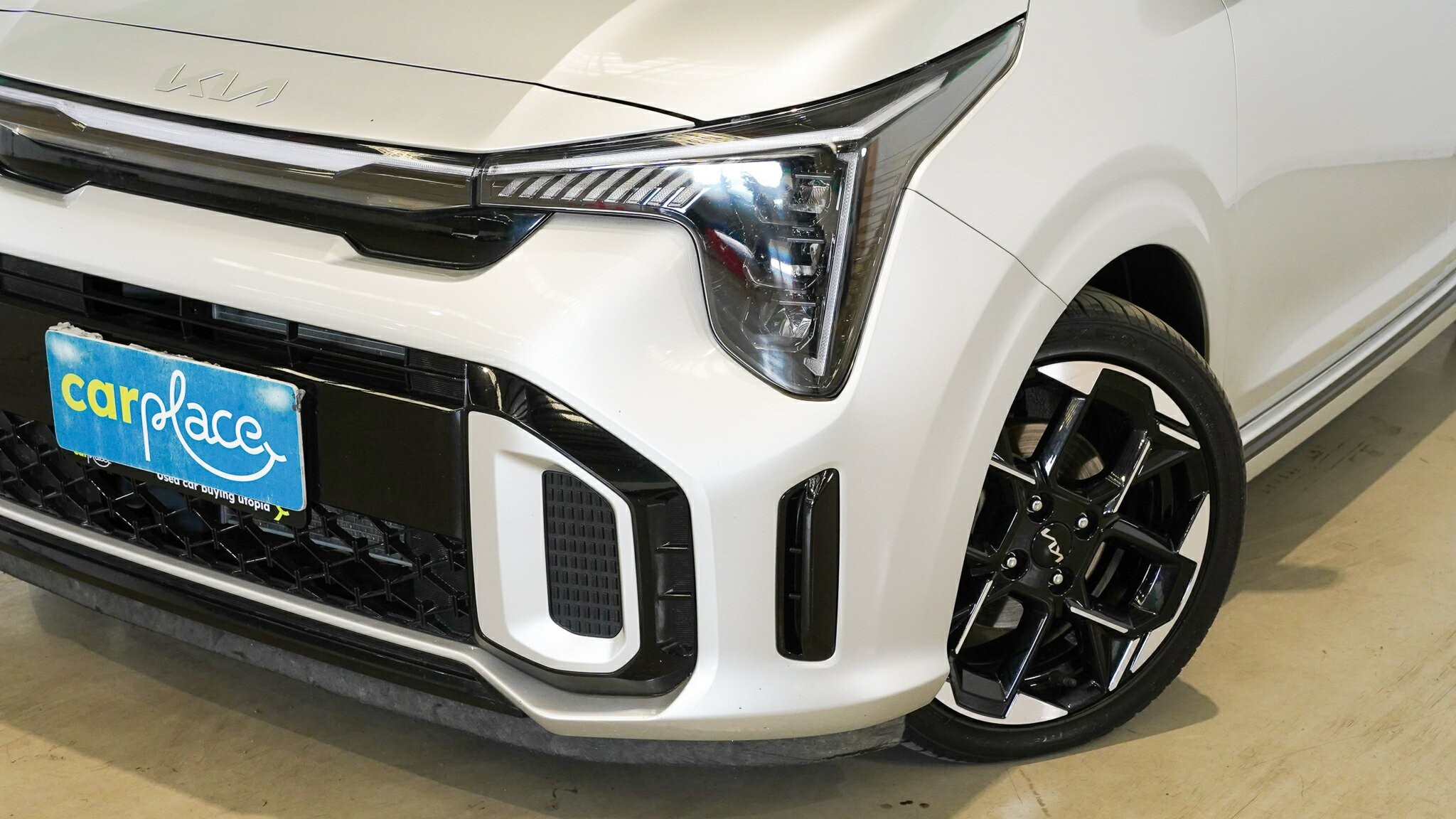 Kia Picanto image 2