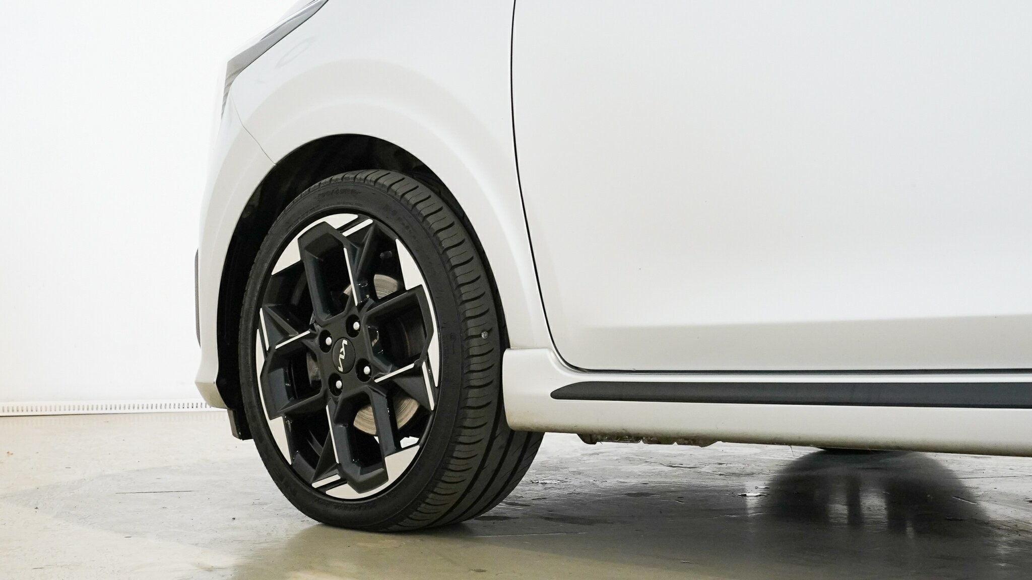 Kia Picanto image 4