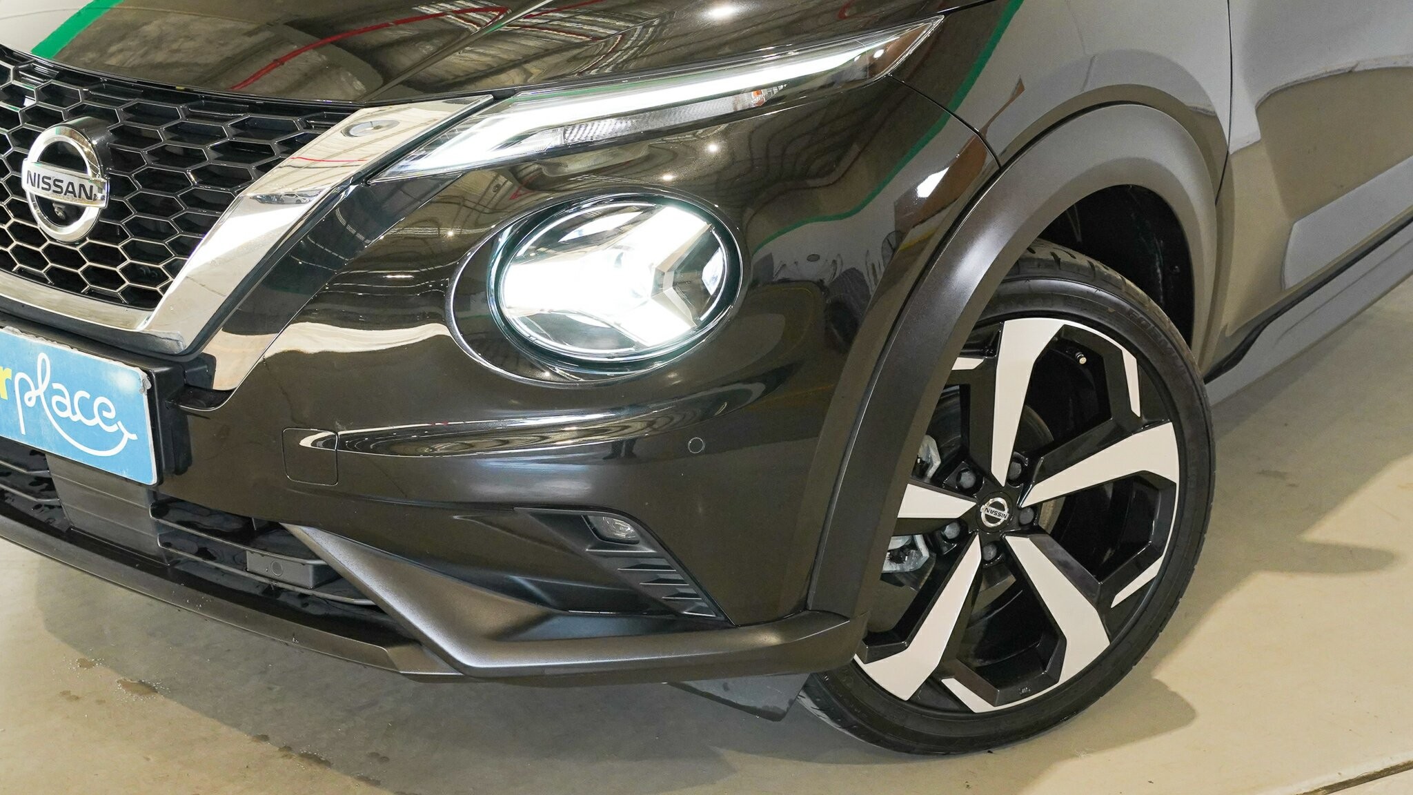 Nissan Juke image 2