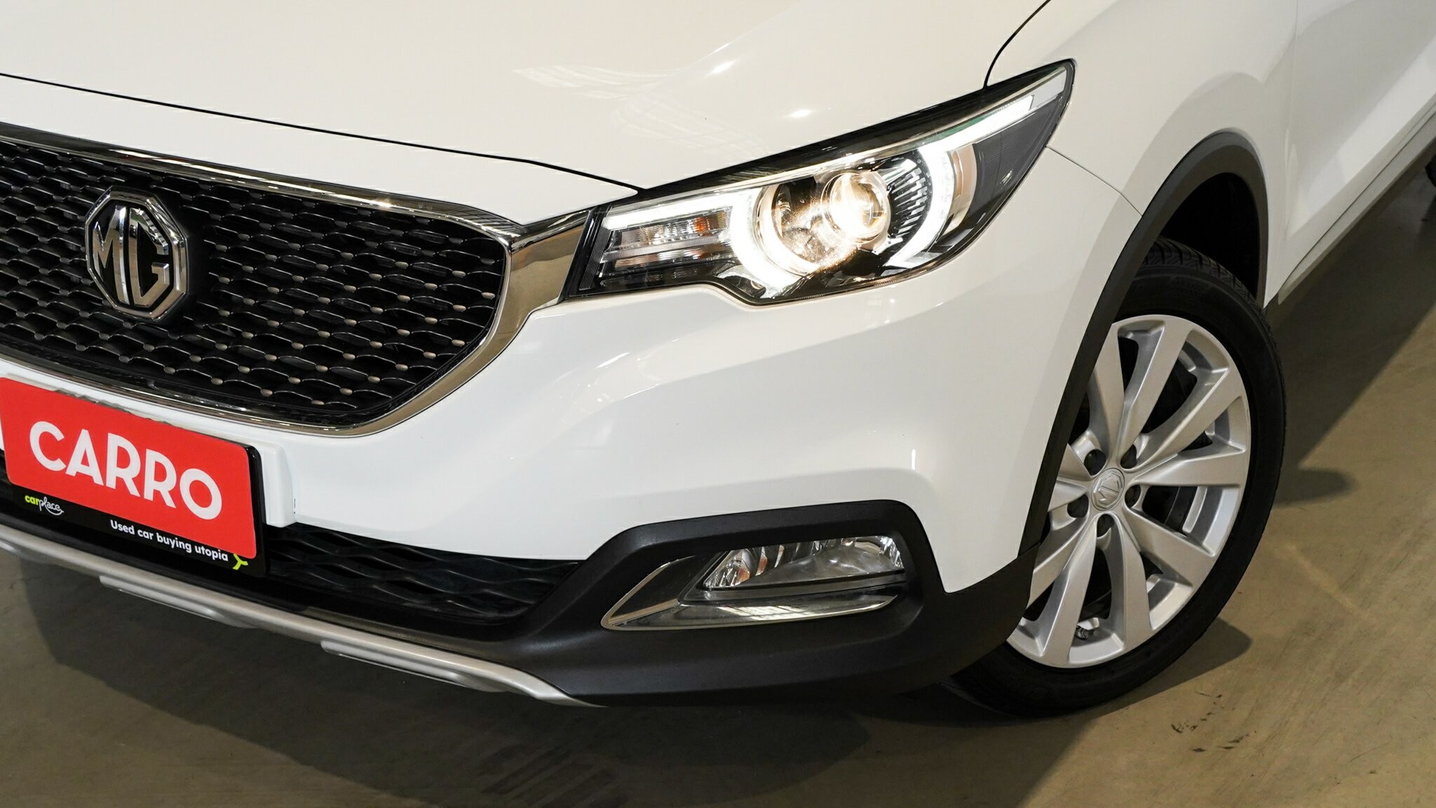 MG Zs image 2