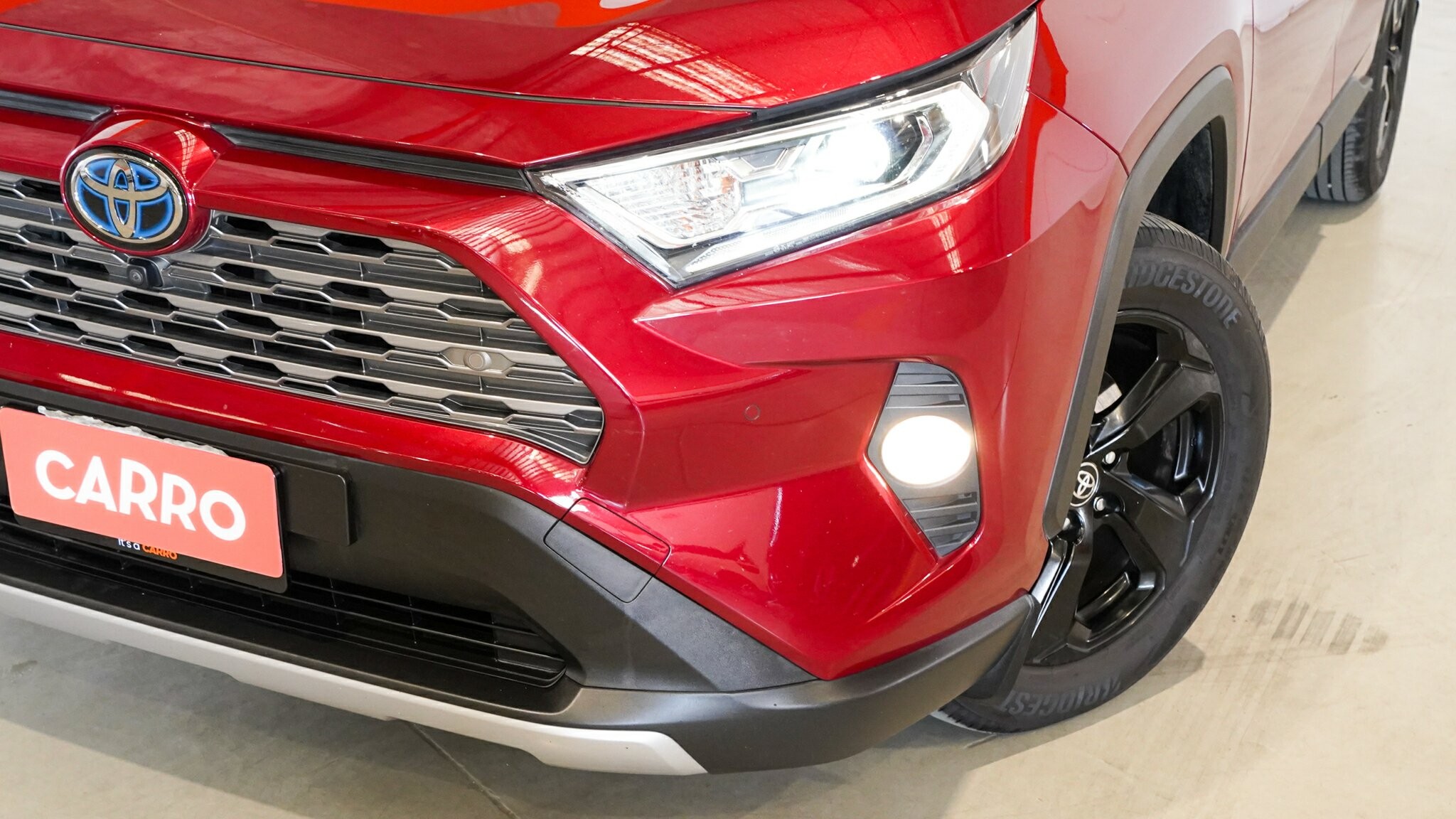 Toyota Rav4 image 2