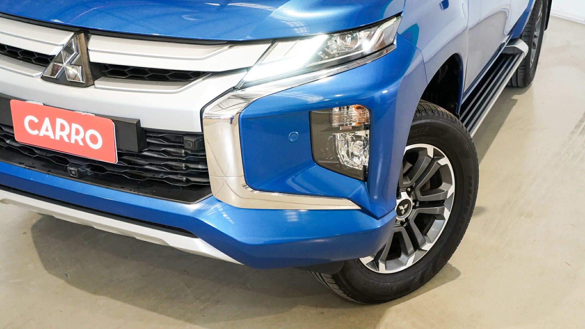 Mitsubishi Triton image 2