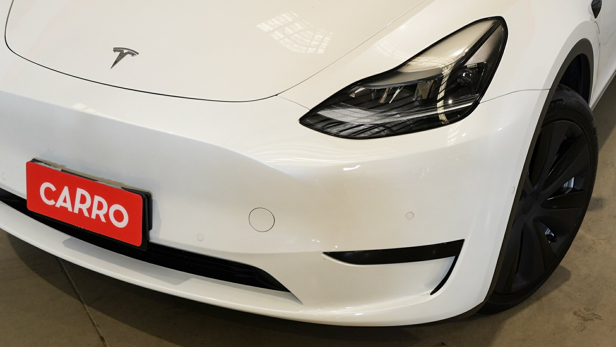 Tesla Model Y image 2