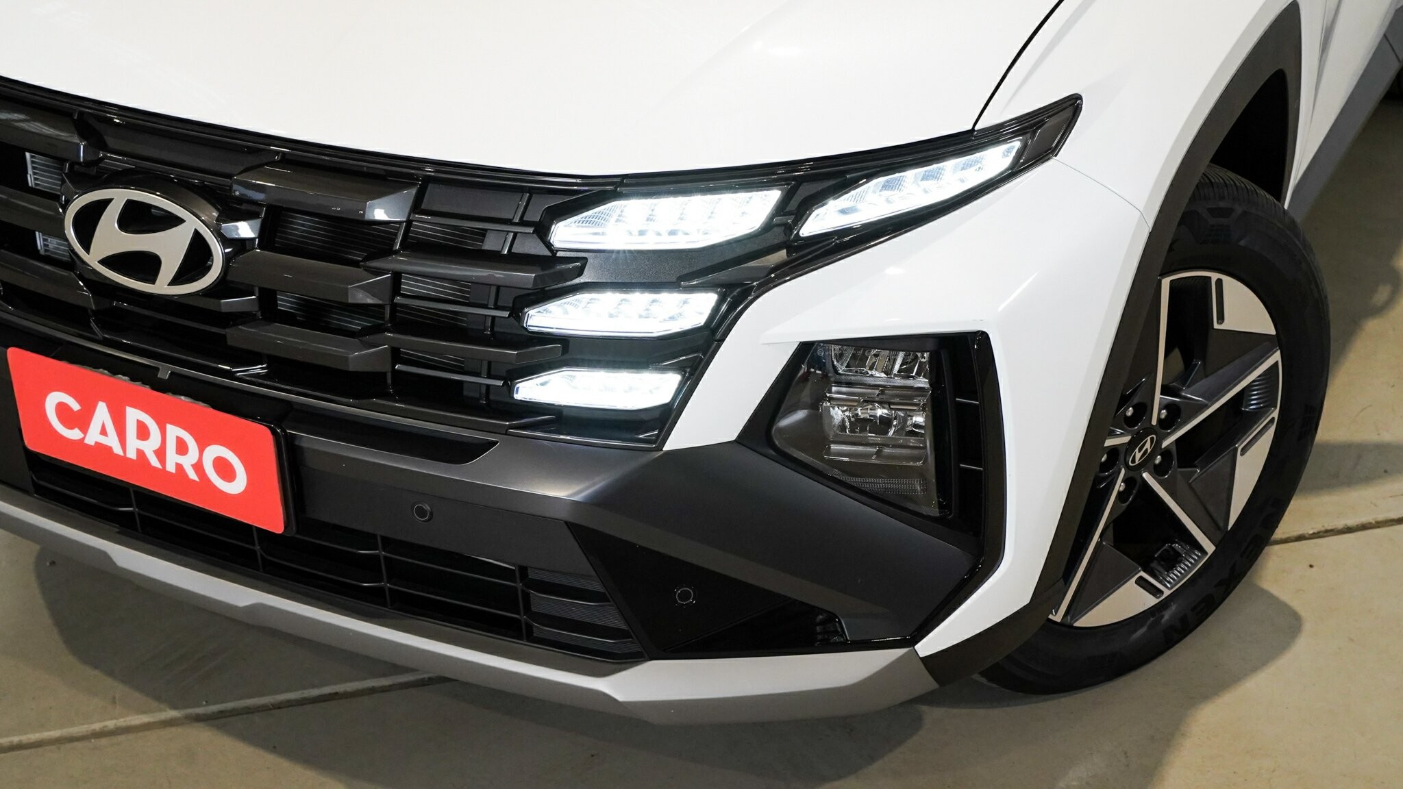 Hyundai Tucson image 2