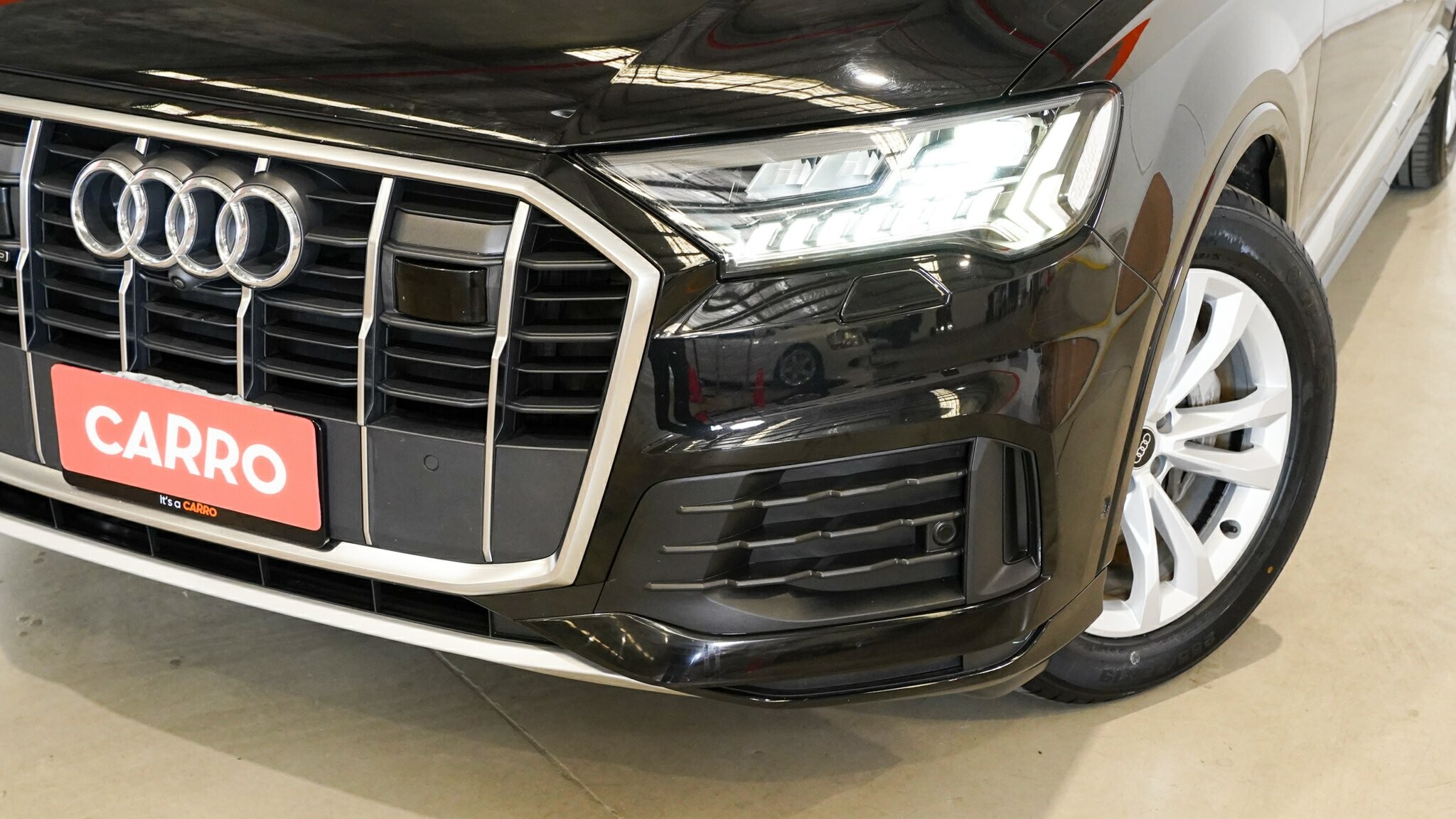 Audi Q7 image 2