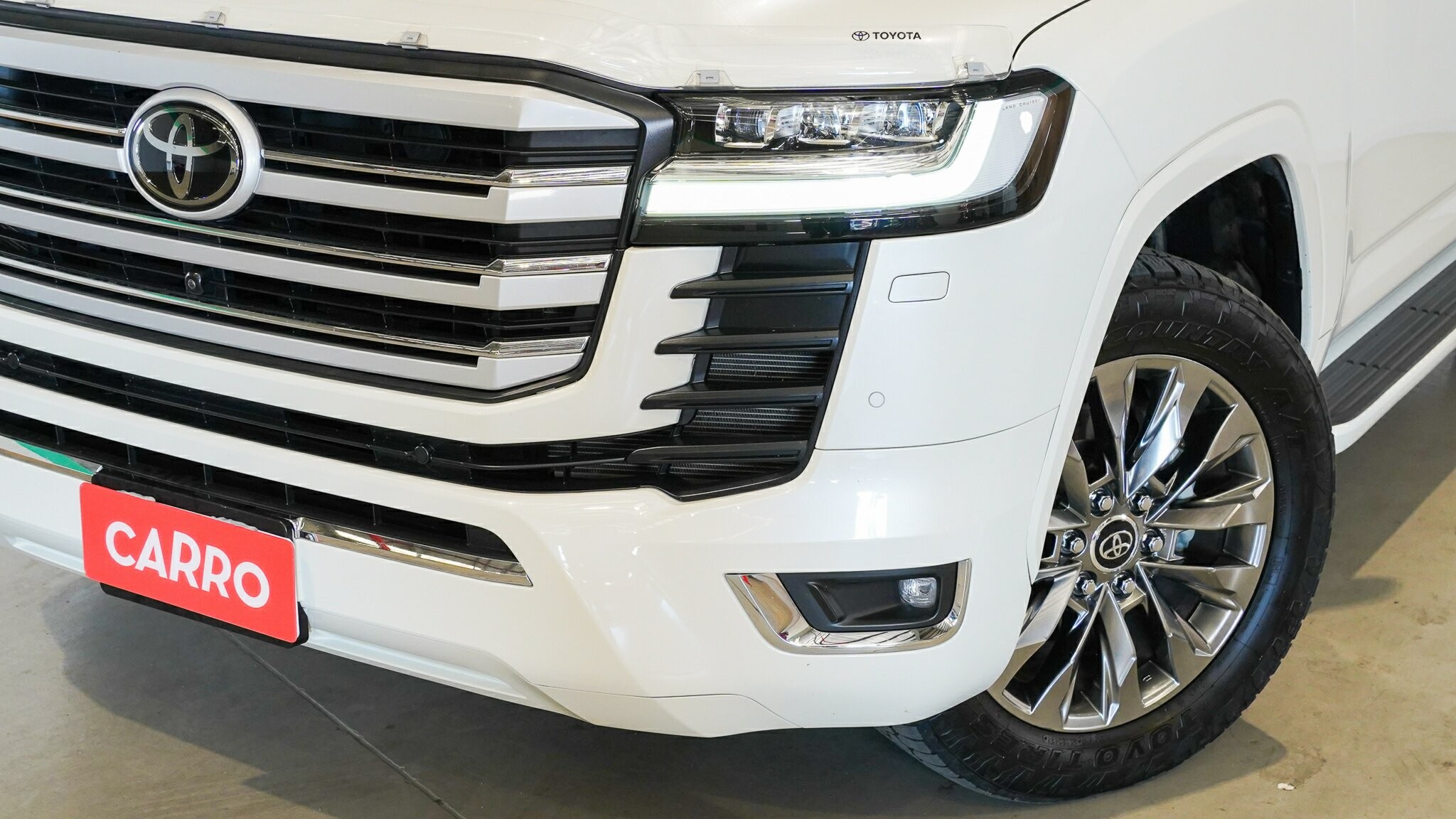 Toyota Landcruiser image 2