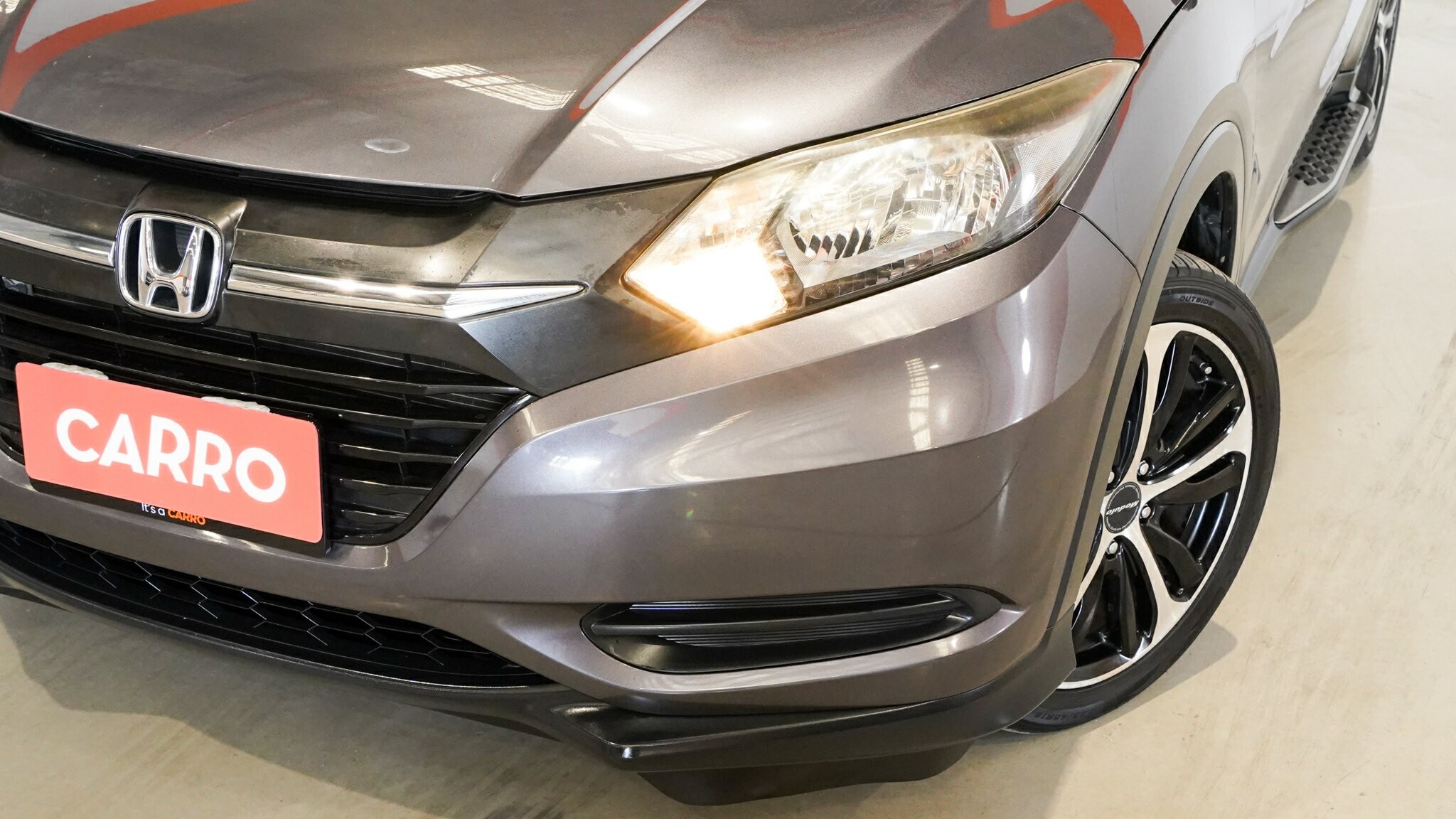 Honda Hr-v image 2