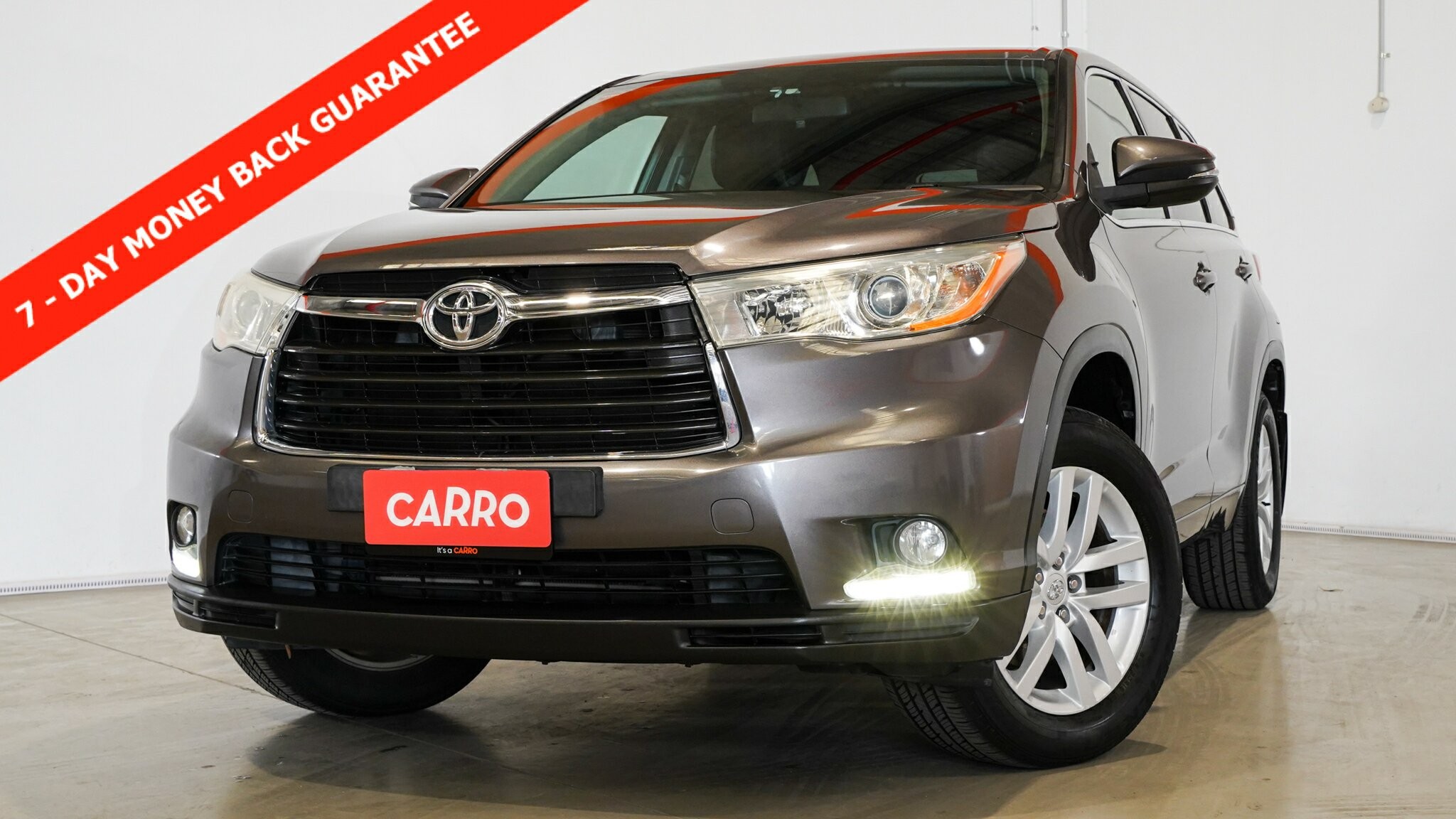 Toyota Kluger image 1
