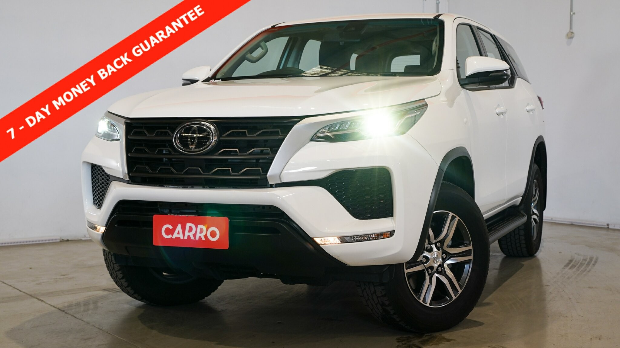 Toyota Fortuner image 1