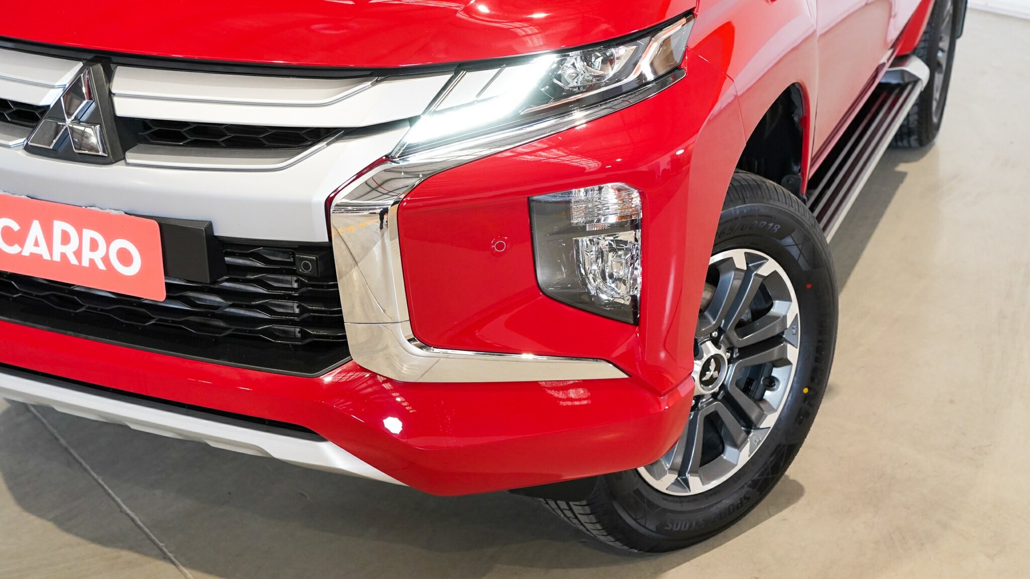 Mitsubishi Triton image 2