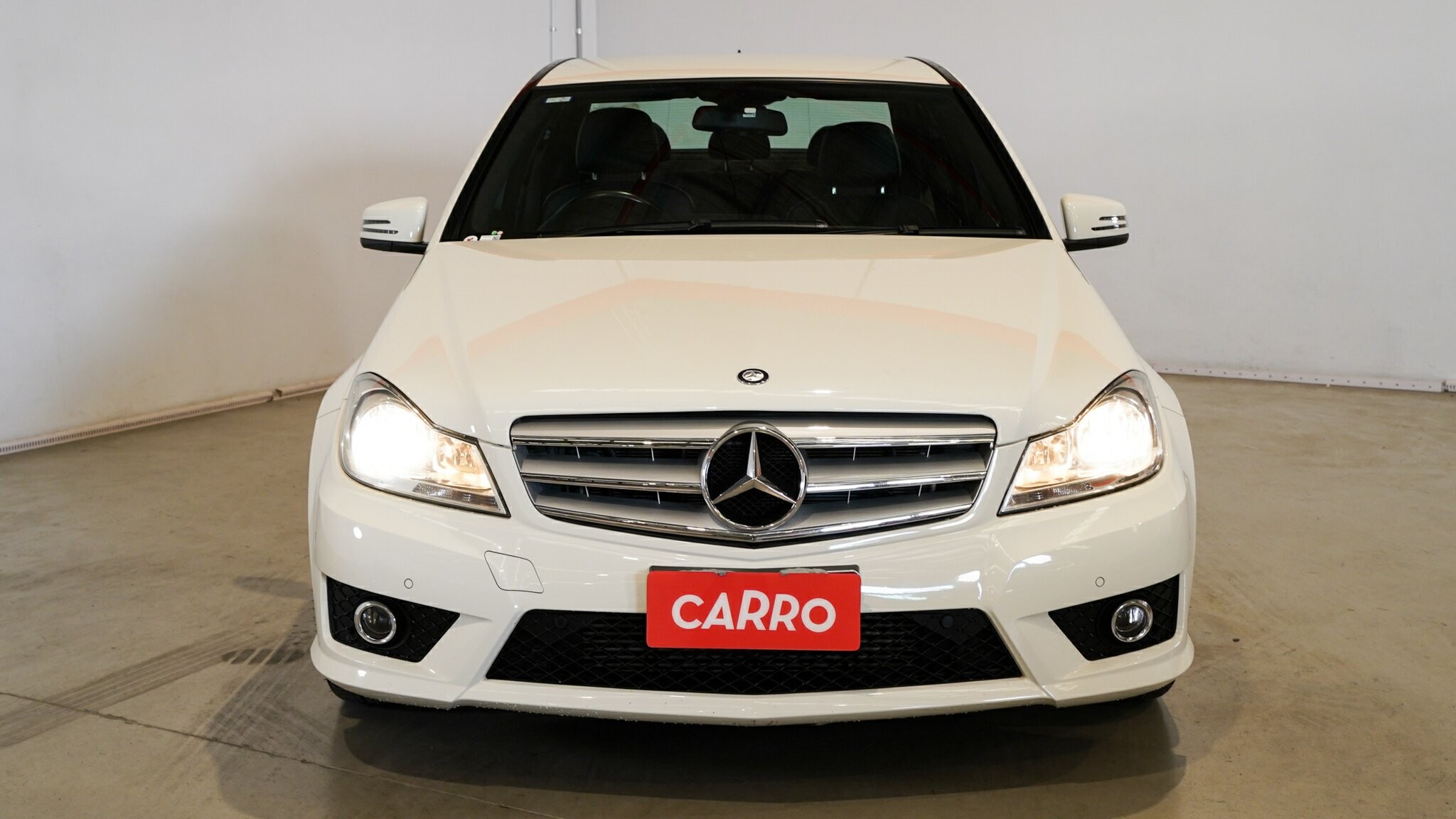 Mercedes Benz C-class image 3