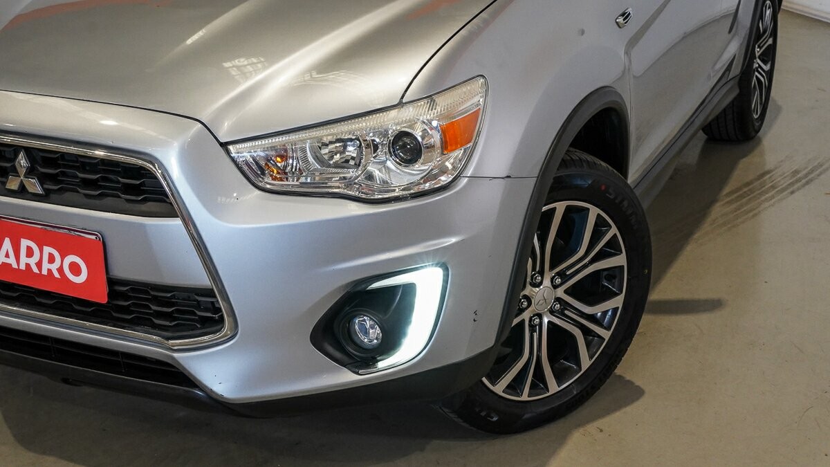 Mitsubishi Asx image 2
