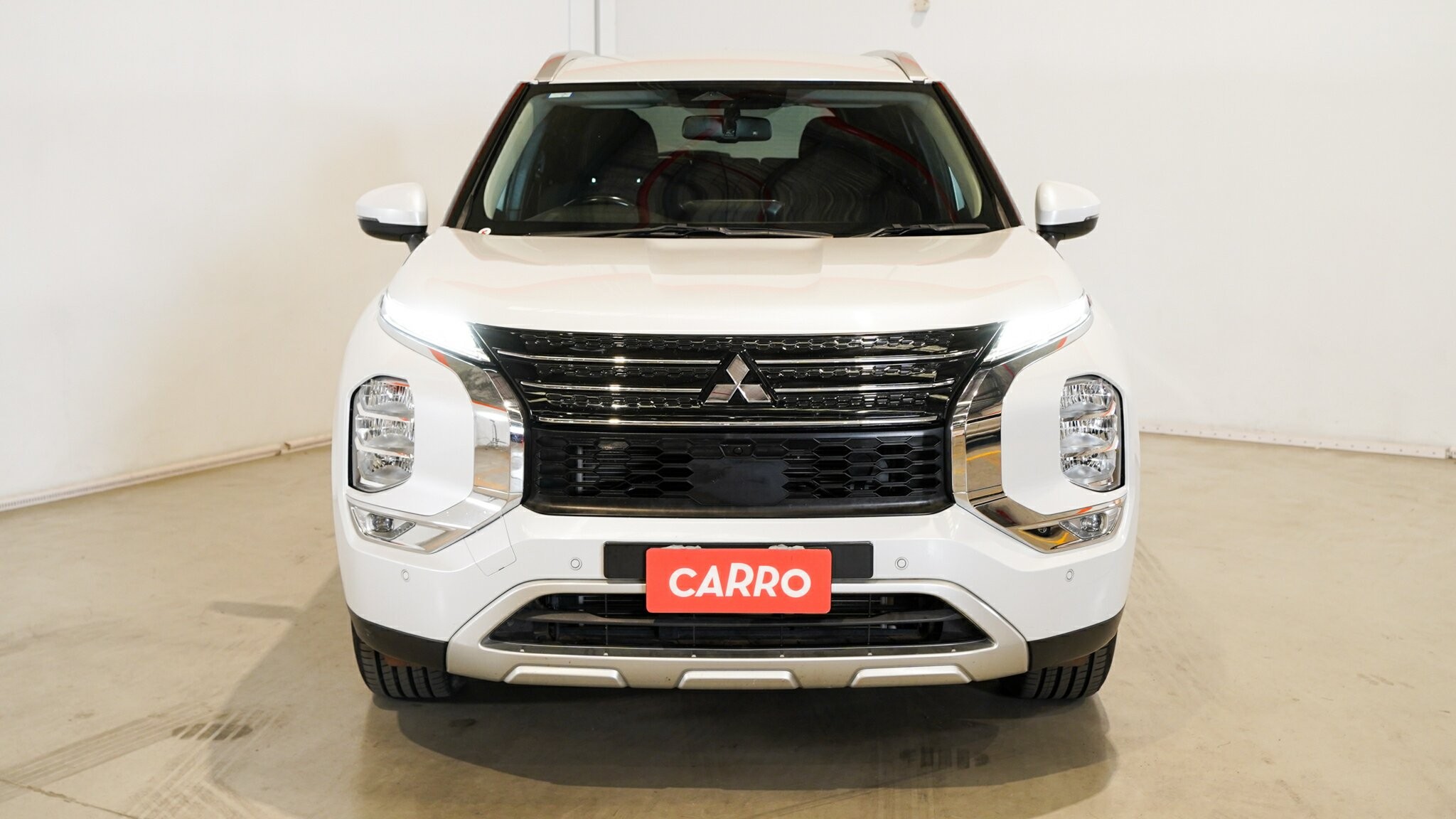 Mitsubishi Outlander image 3