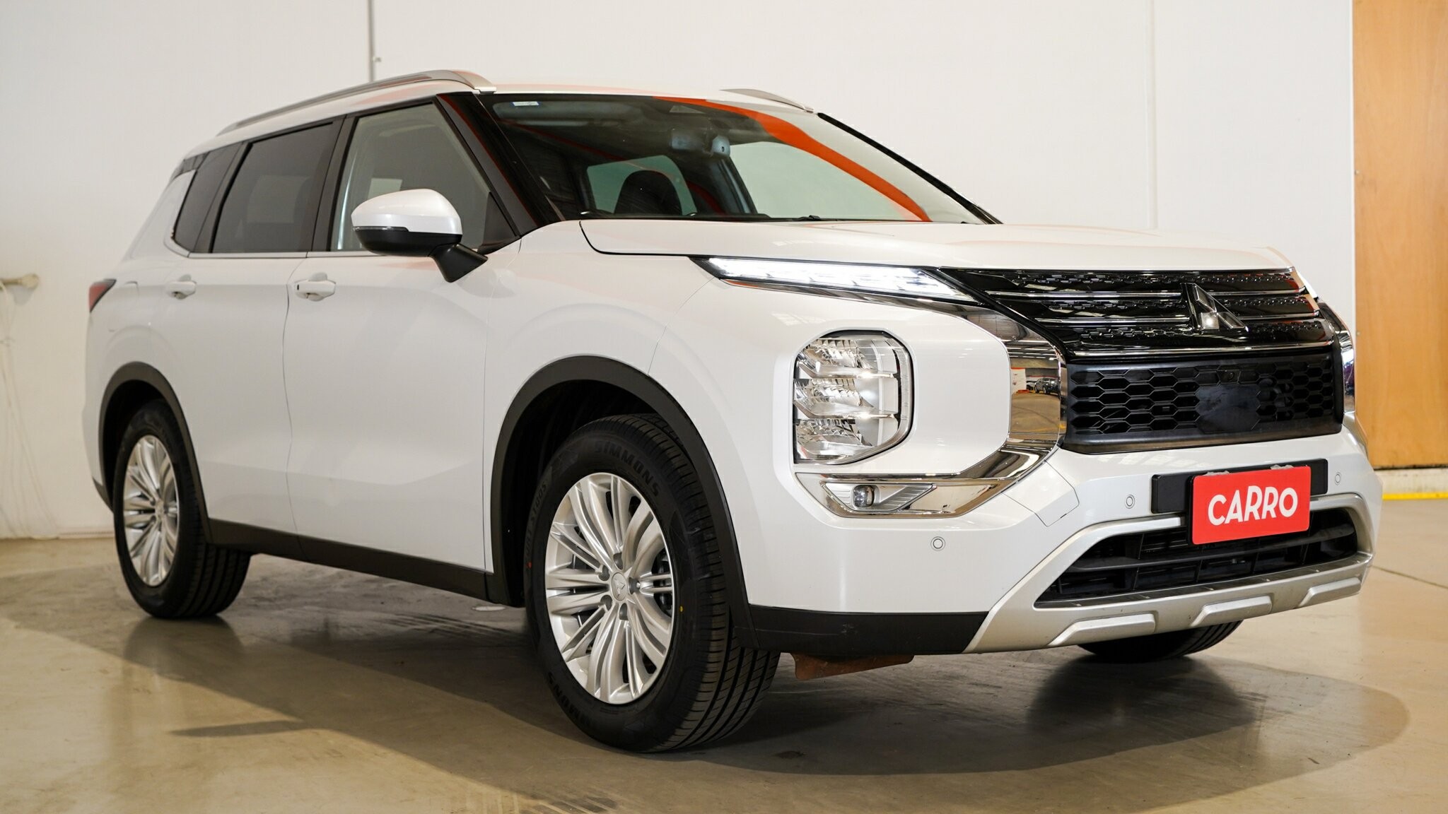 Mitsubishi Outlander image 4