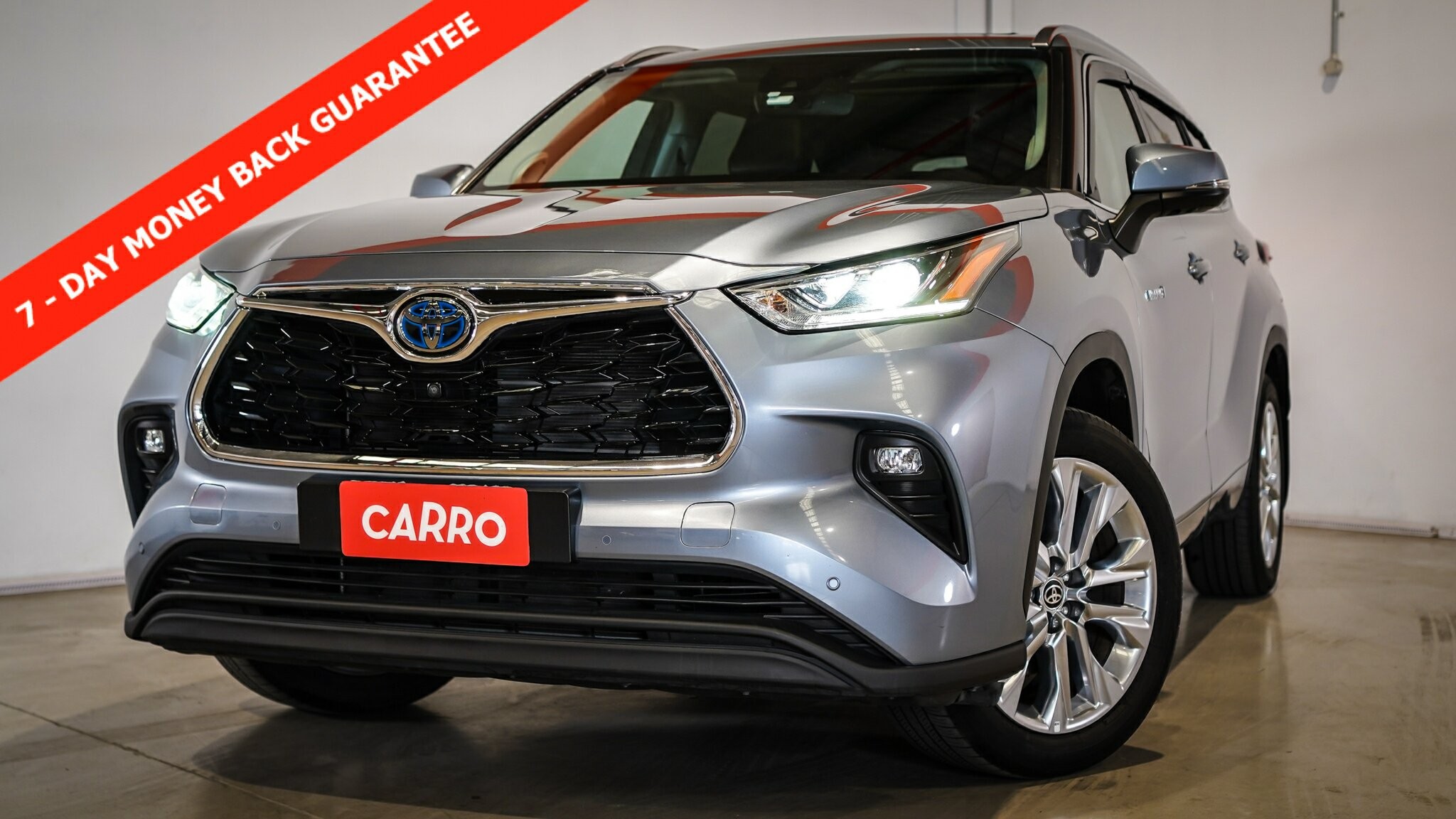 Toyota Kluger image 1