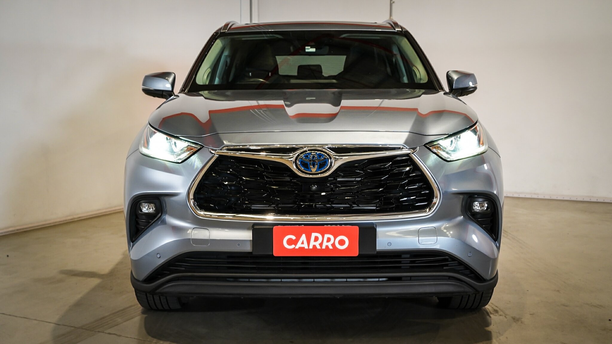 Toyota Kluger image 3