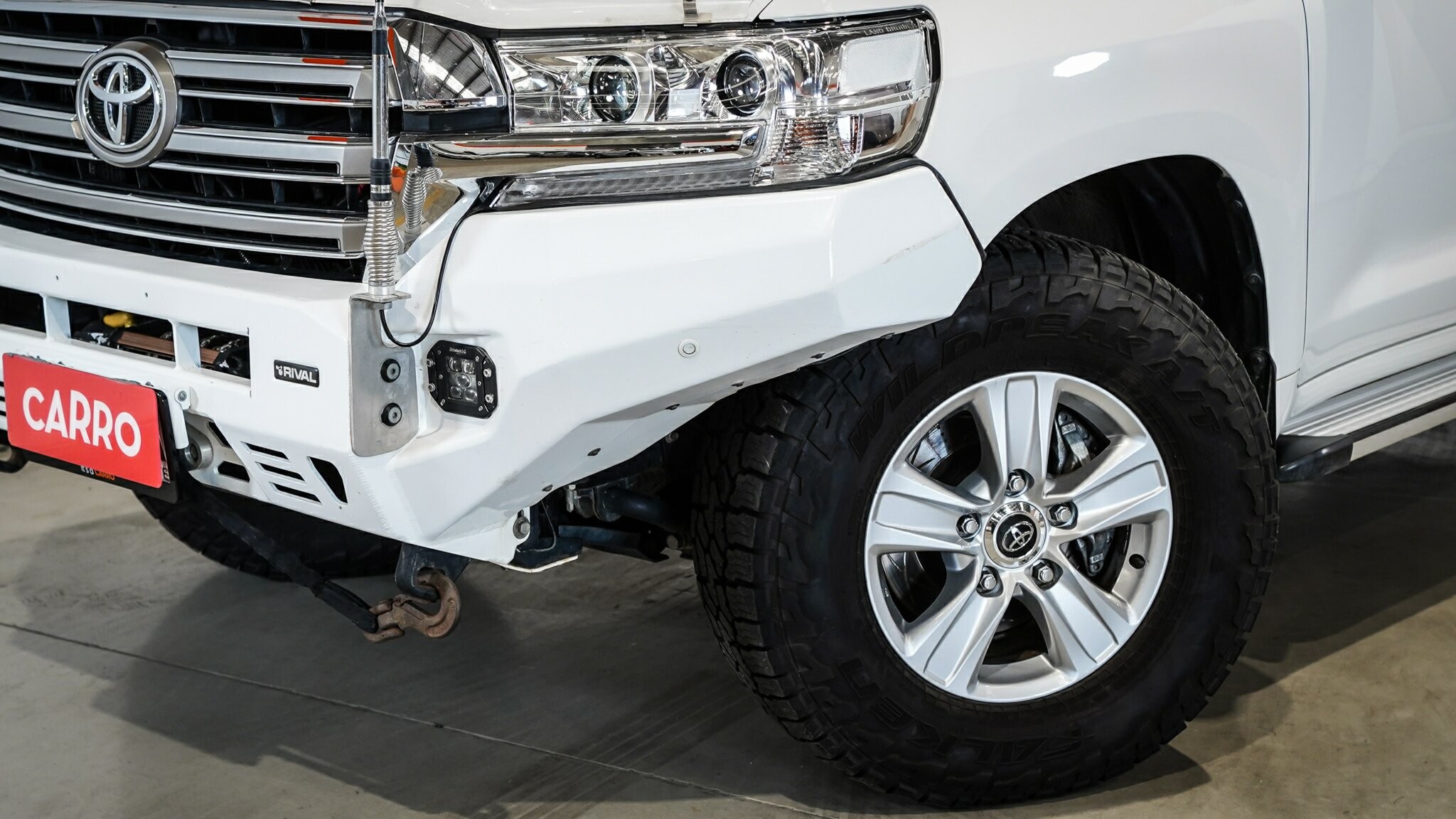 Toyota Landcruiser image 2
