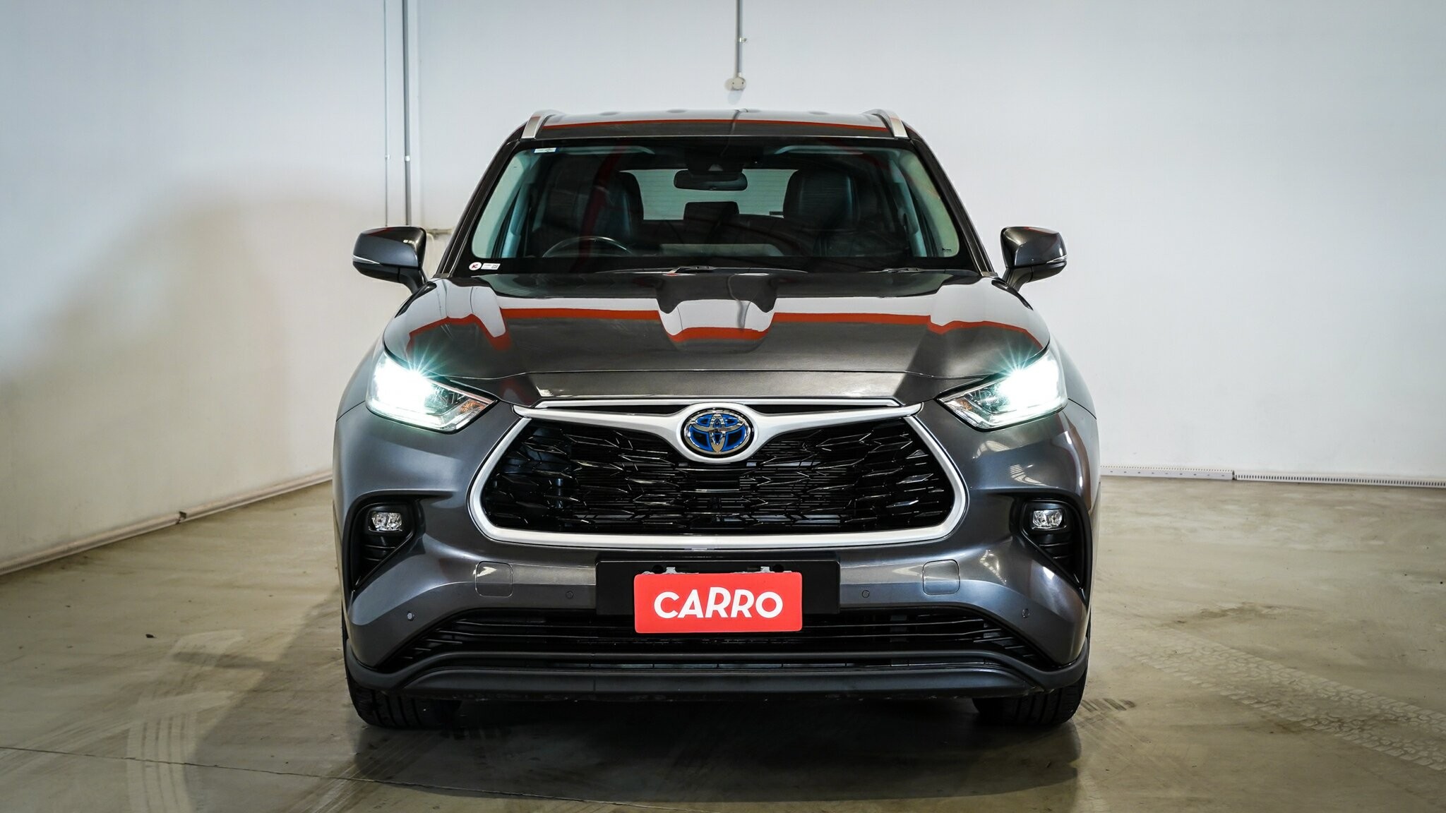 Toyota Kluger image 3