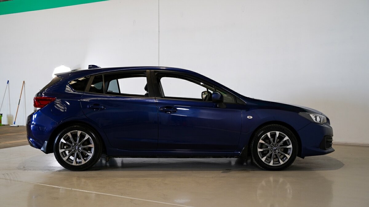 Subaru Impreza image 3