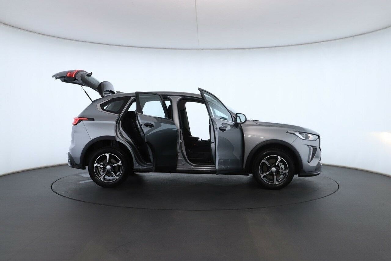 Gwm Haval Jolion image 2