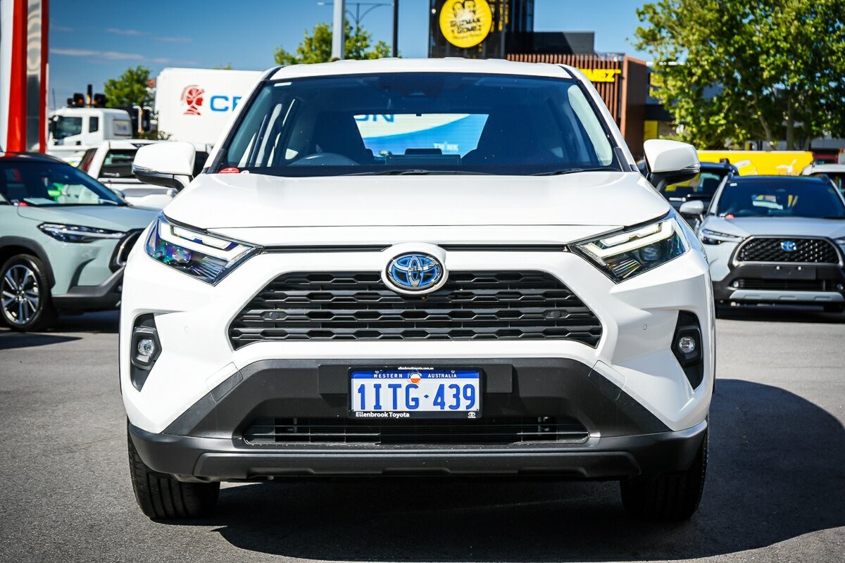 Toyota Rav4 image 3