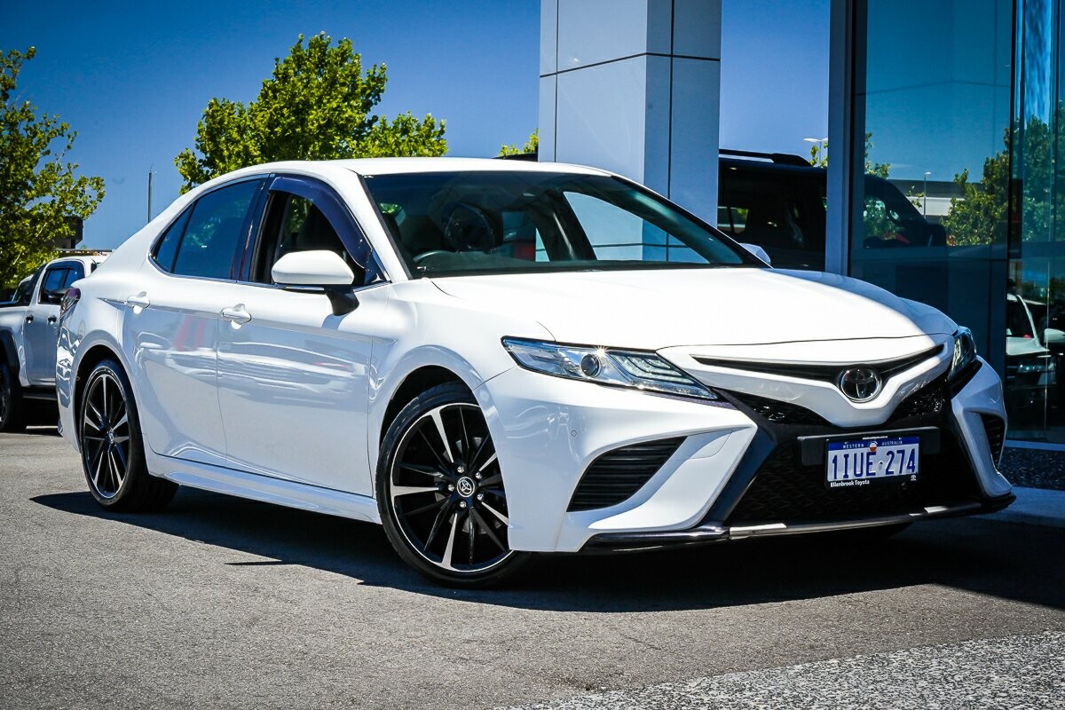 Toyota Camry image 1