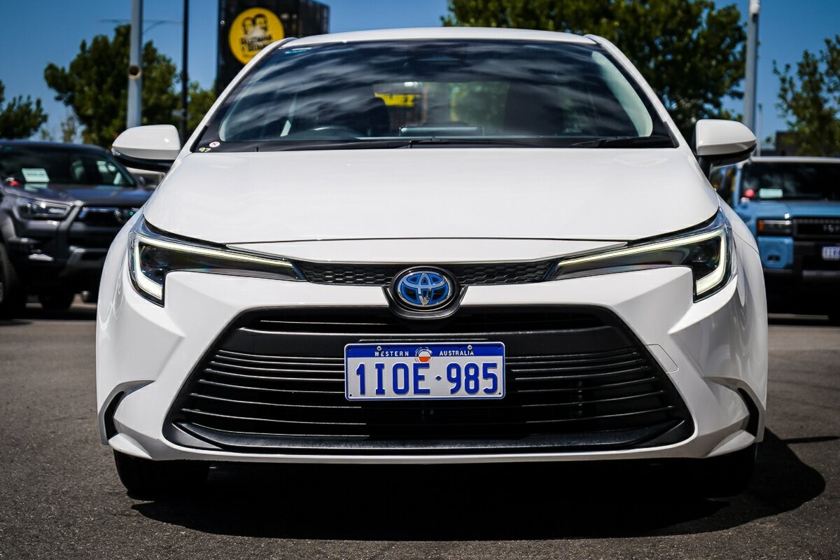 Toyota Corolla image 3