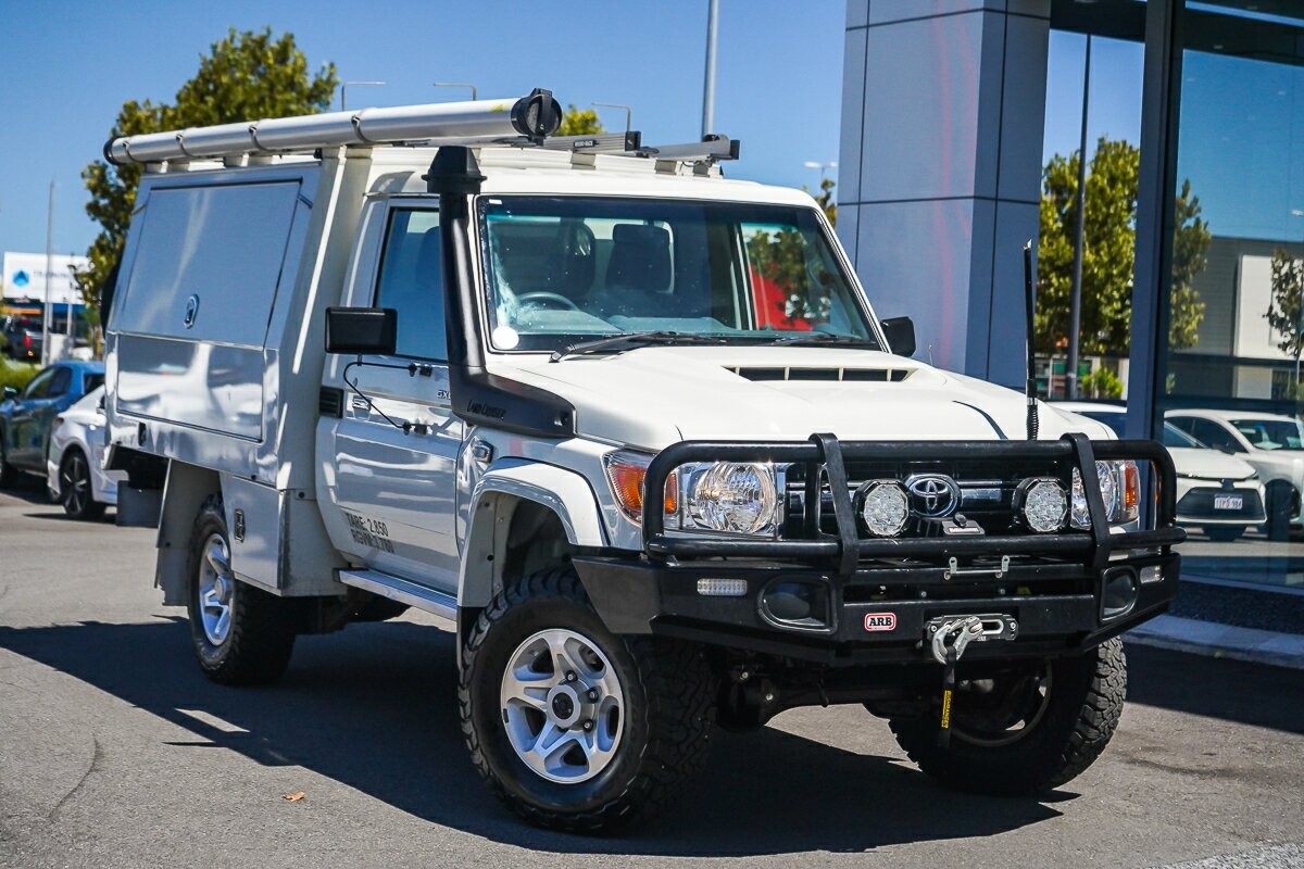 Toyota Landcruiser image 1