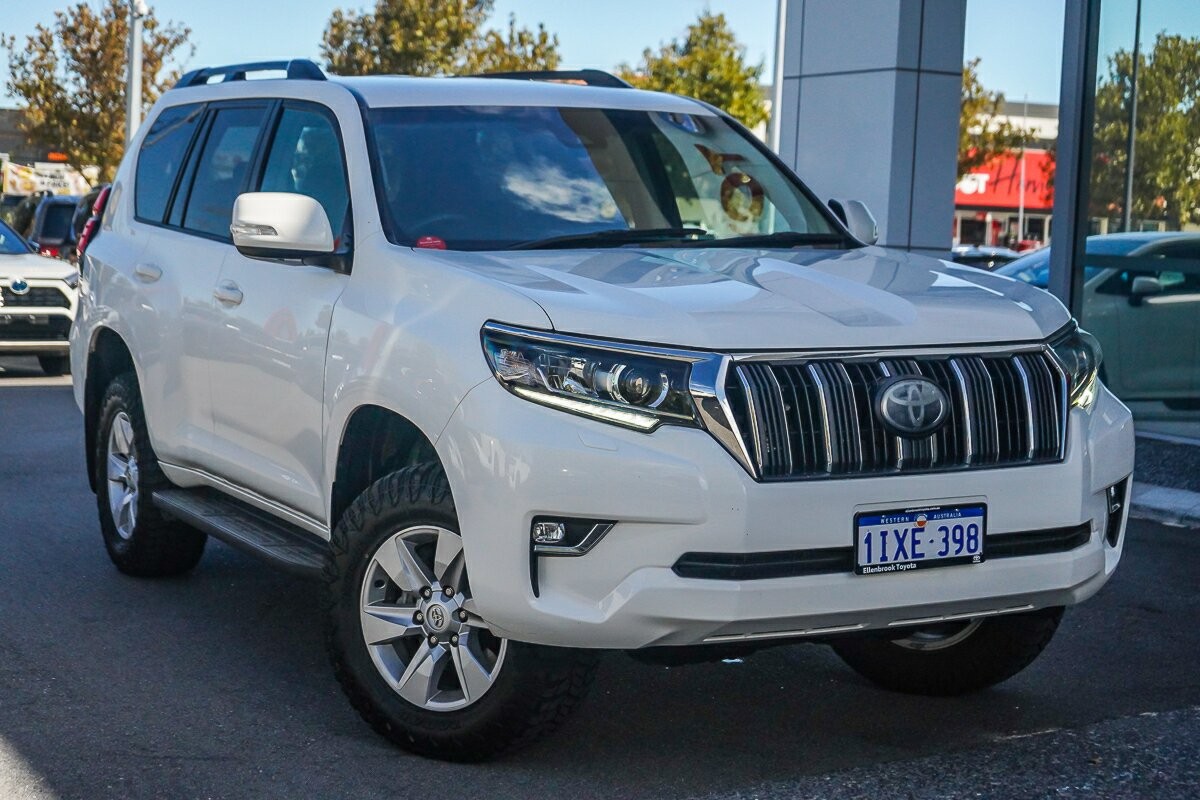 Toyota Landcruiser Prado image 1