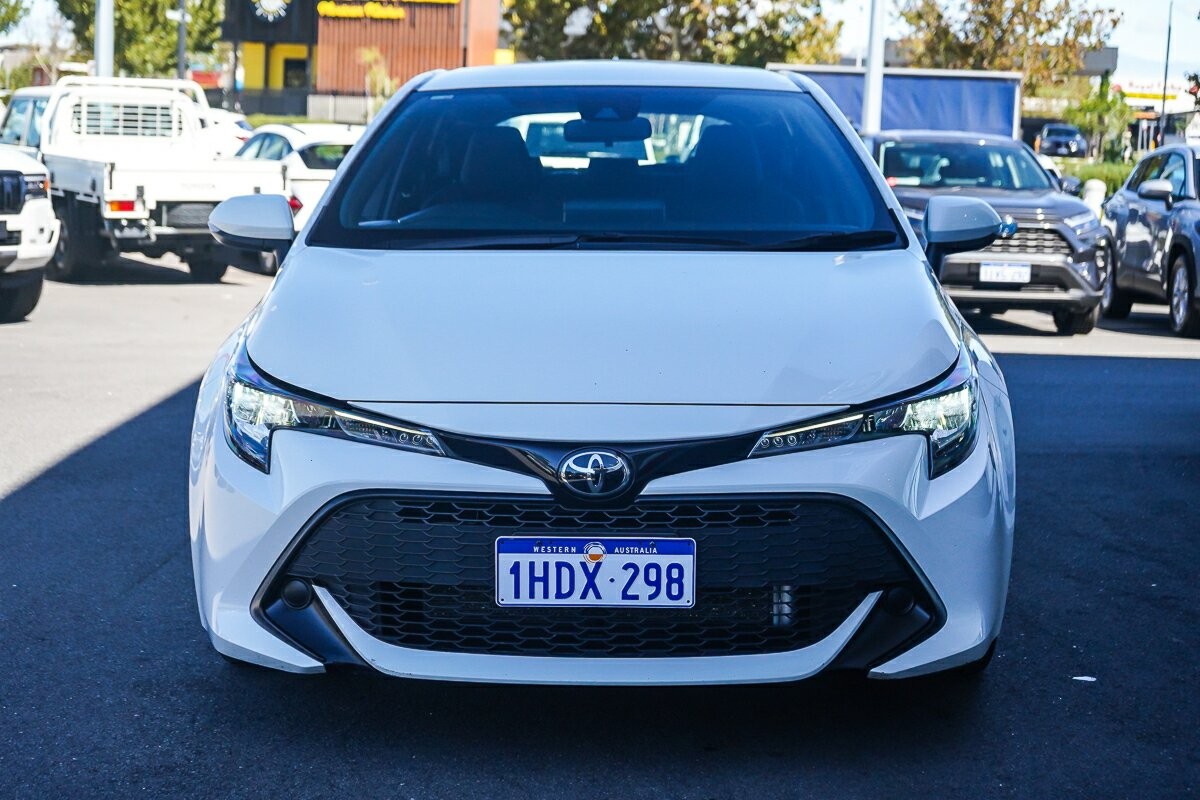 Toyota Corolla image 3