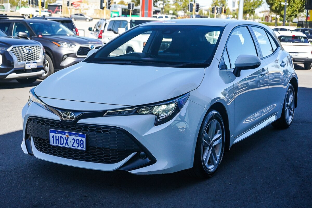 Toyota Corolla image 4