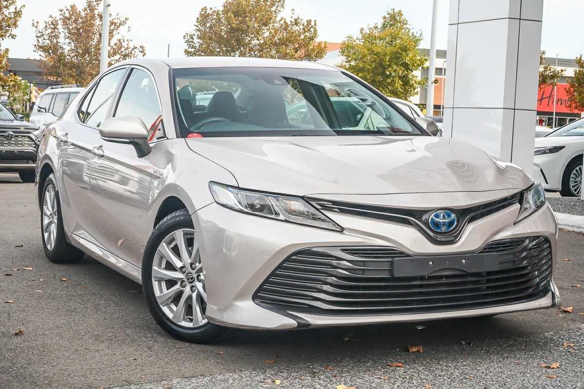 Toyota Camry image 1