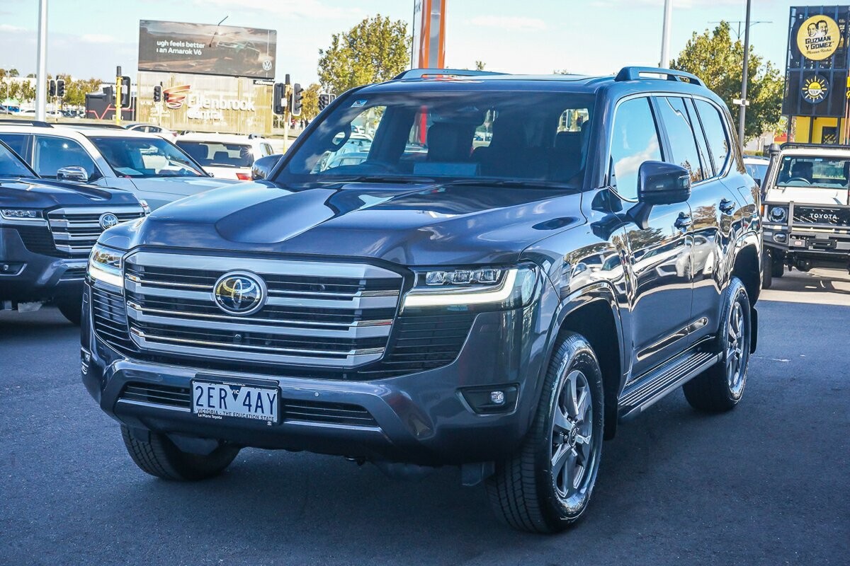 Toyota Landcruiser image 4