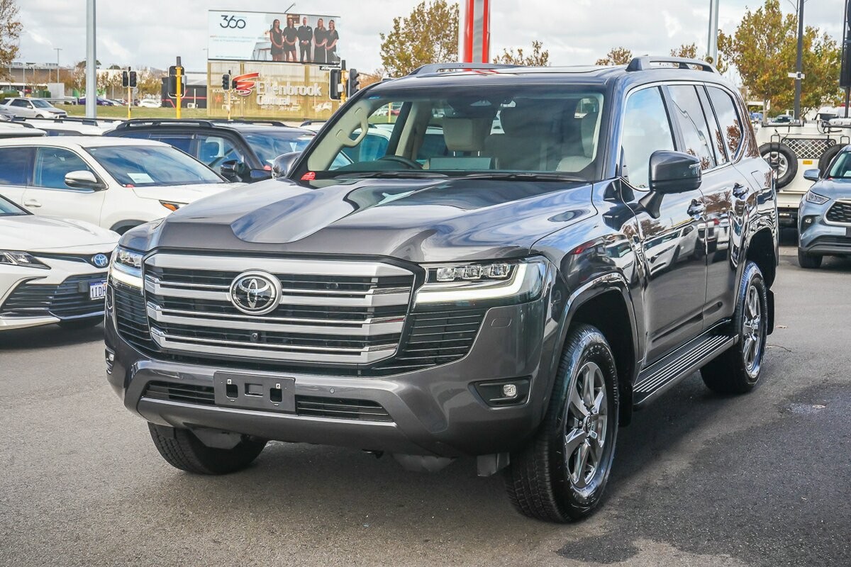 Toyota Landcruiser image 4
