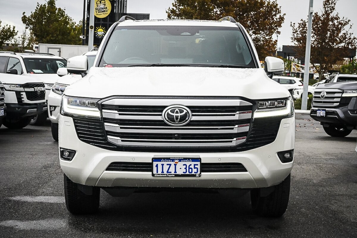 Toyota Landcruiser image 3