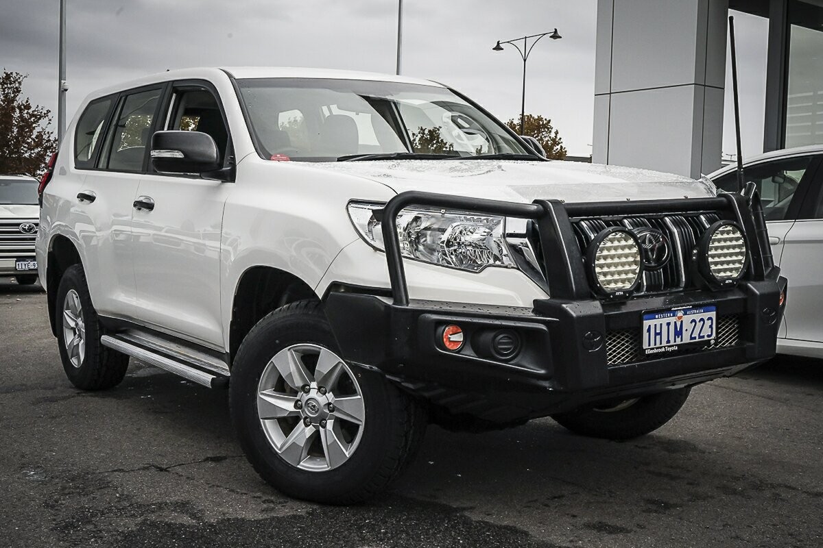 Toyota Landcruiser Prado image 1
