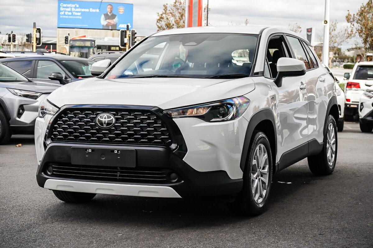 Toyota Corolla Cross image 4