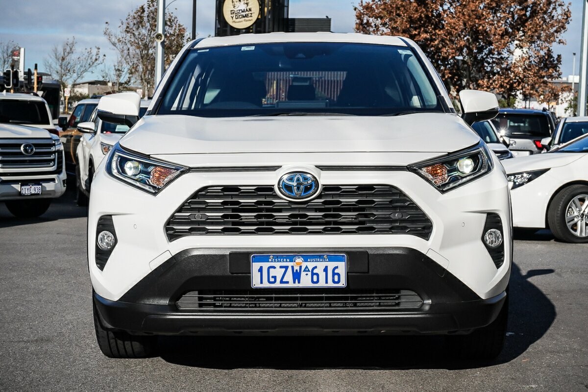 Toyota Rav4 image 3
