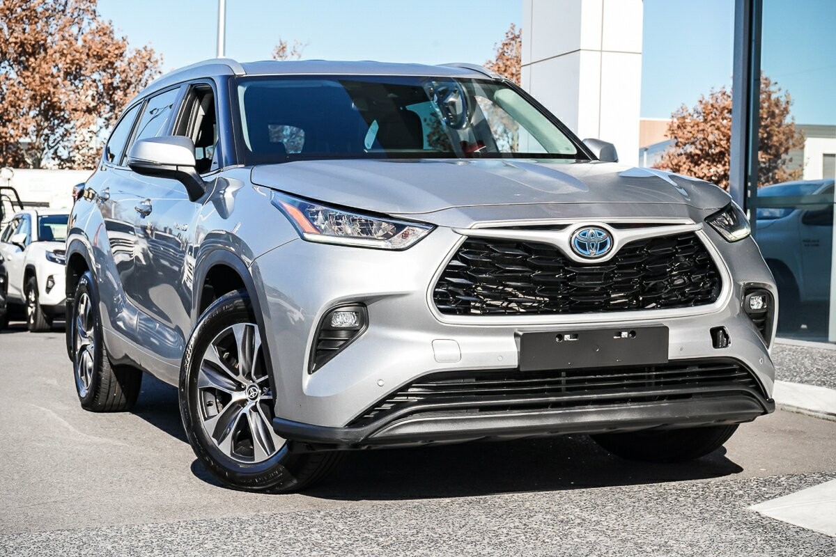 Toyota Kluger image 1