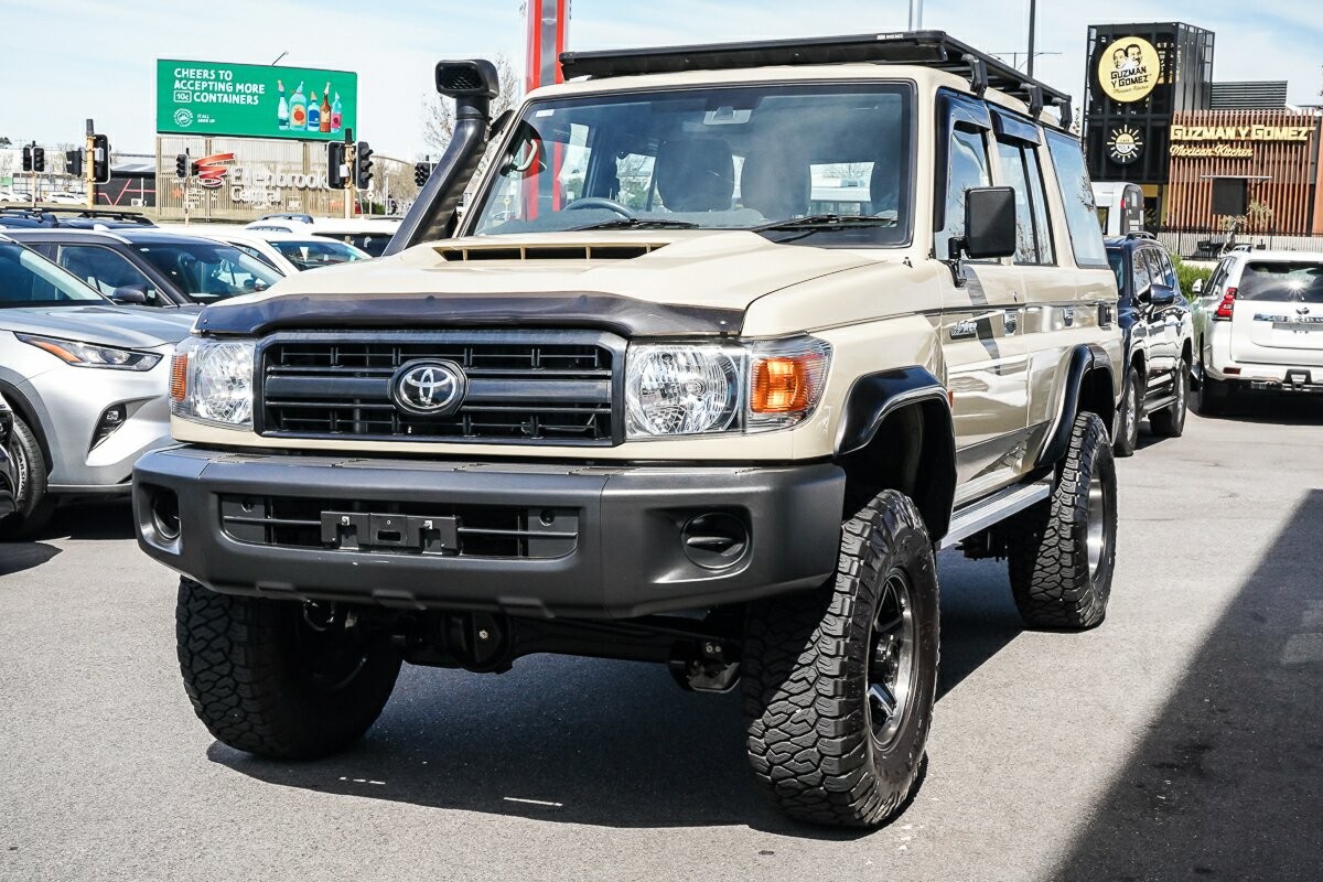 Toyota Landcruiser image 4