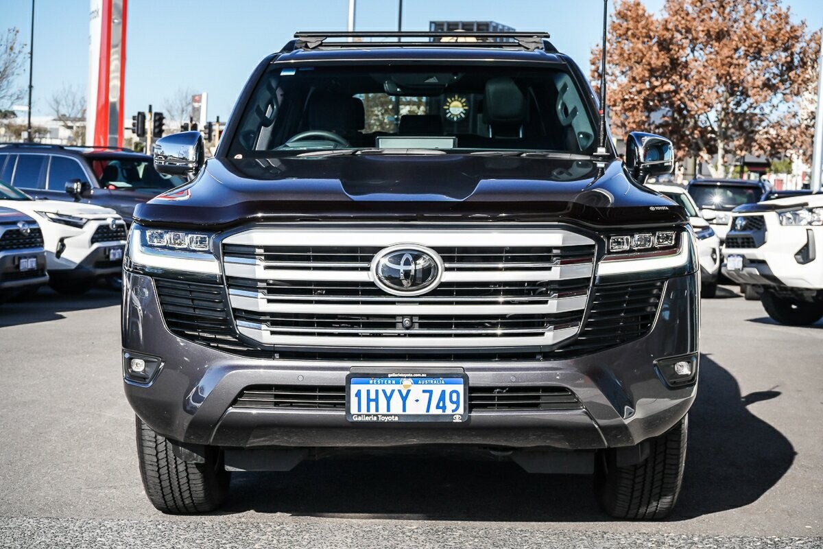 Toyota Landcruiser image 3