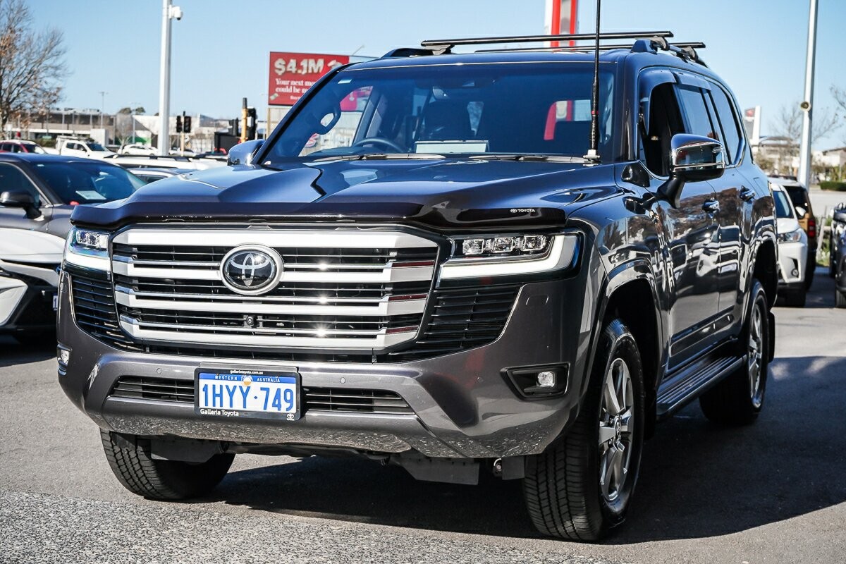 Toyota Landcruiser image 4