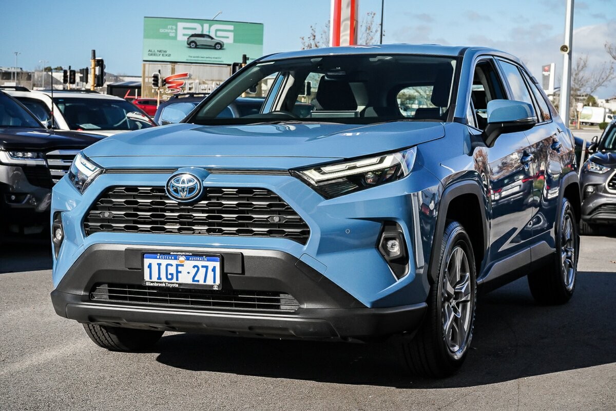 Toyota Rav4 image 4