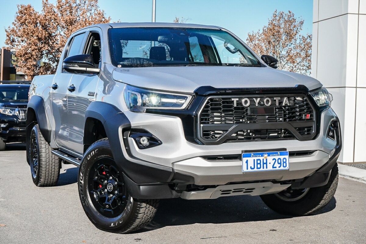 Toyota Hilux image 1