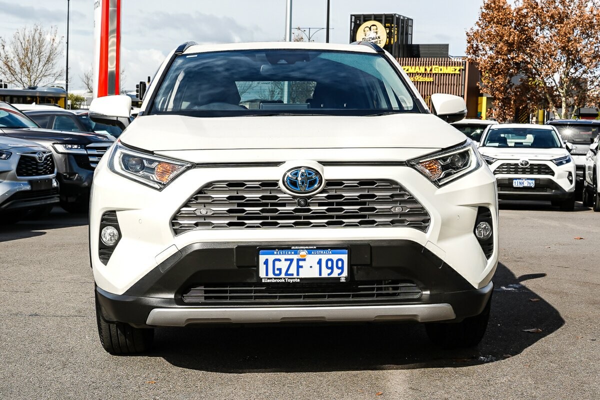 Toyota Rav4 image 3