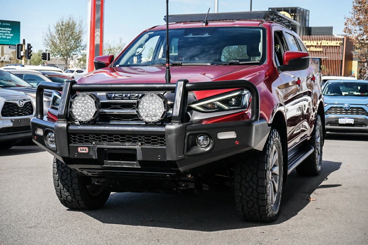 Isuzu Mu-x image 4