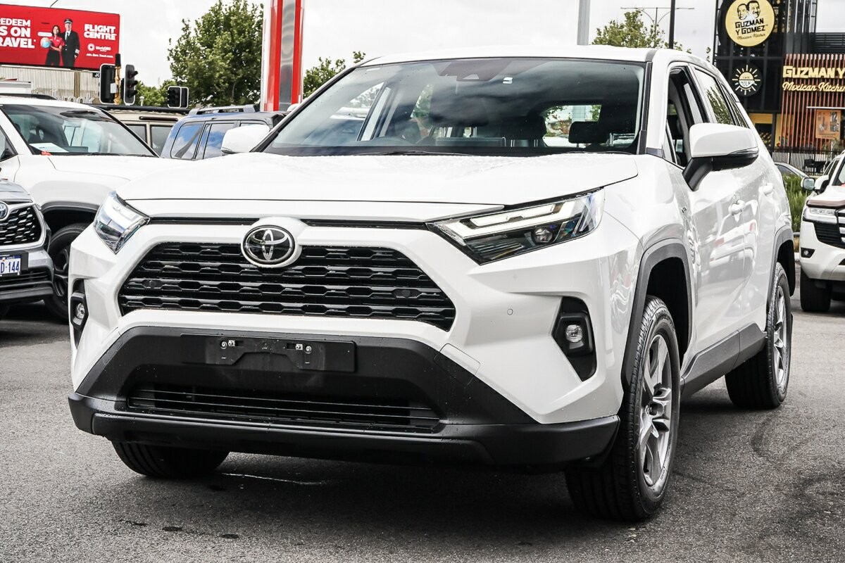 Toyota Rav4 image 4