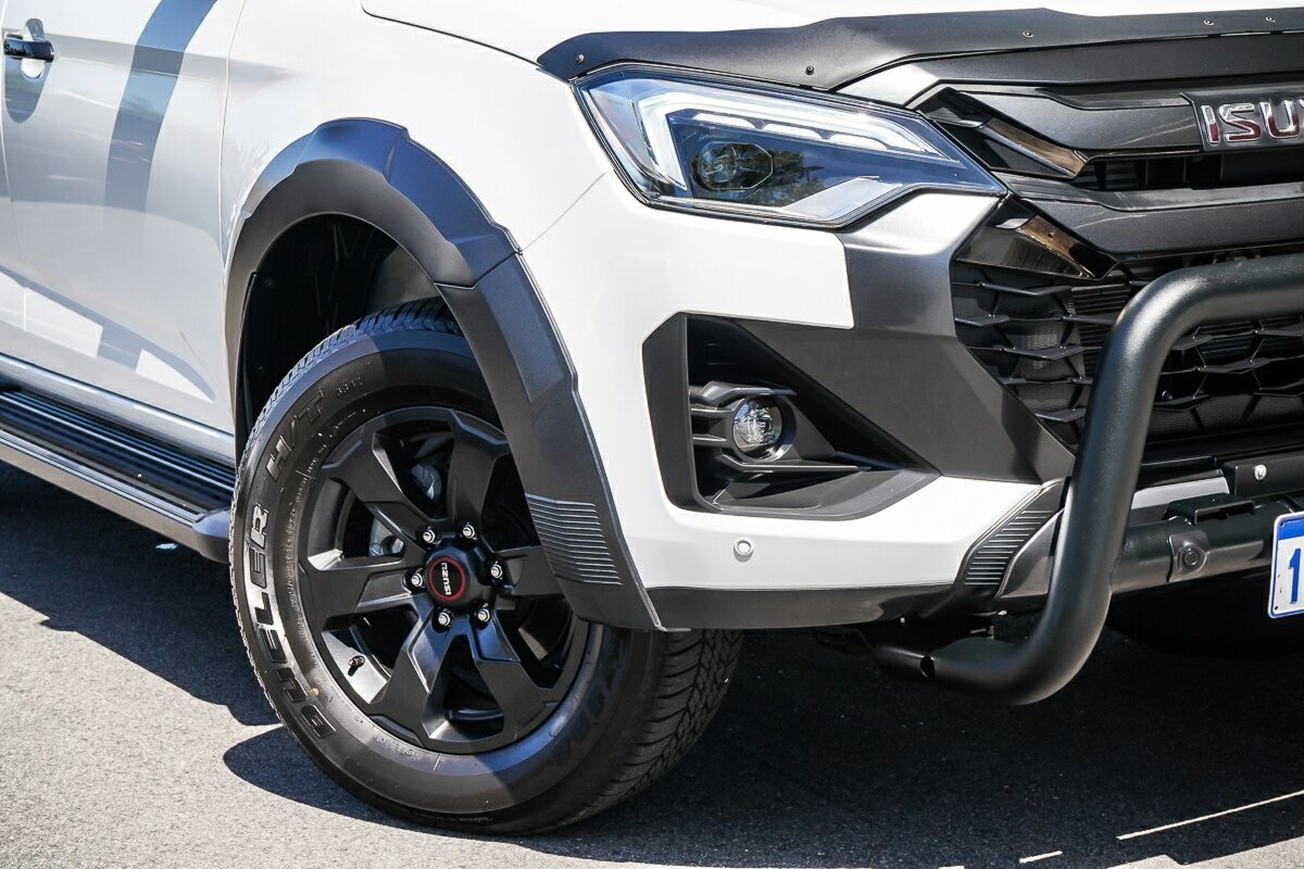 Isuzu D-max image 2