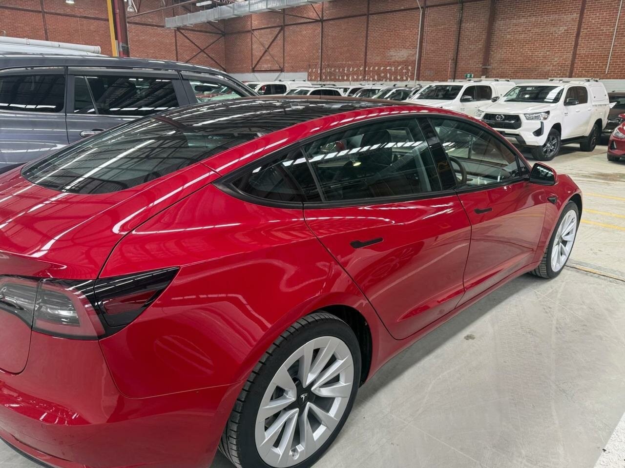 Tesla Model 3 image 2