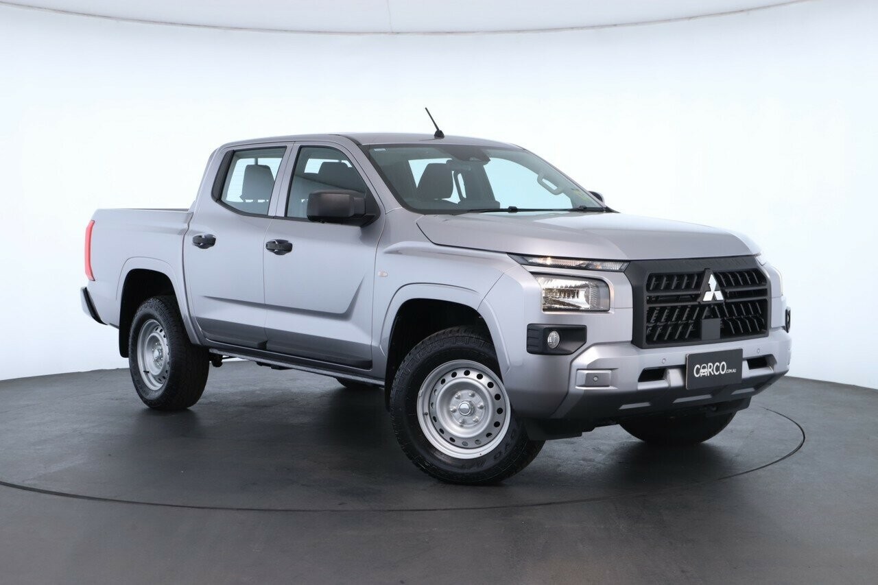 Mitsubishi Triton image 1